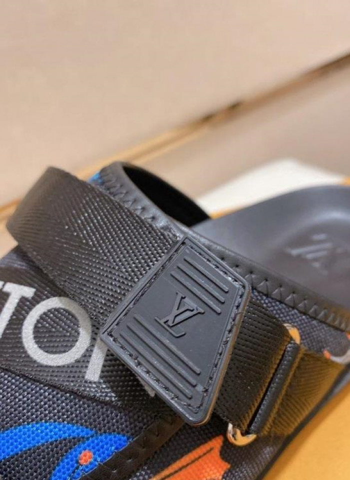 Lou1su1tt slides