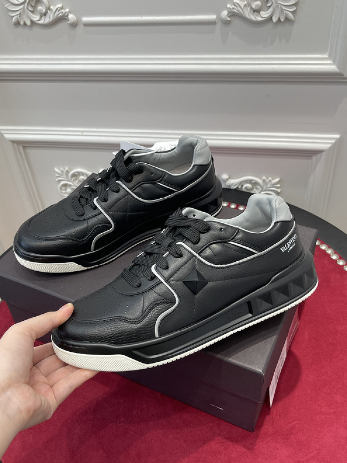Valnetin0 One Stud Low-Top