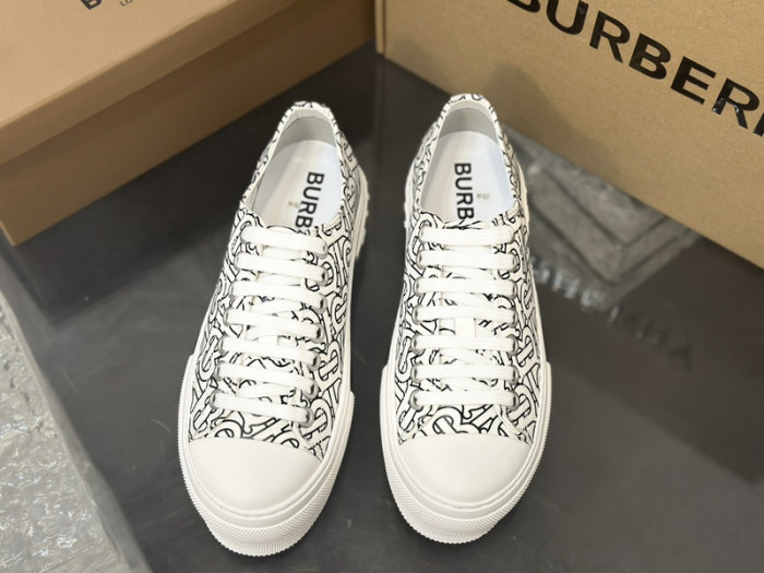 BUR SNEAKER