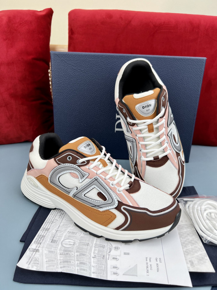 D10R B30 SNEAKER