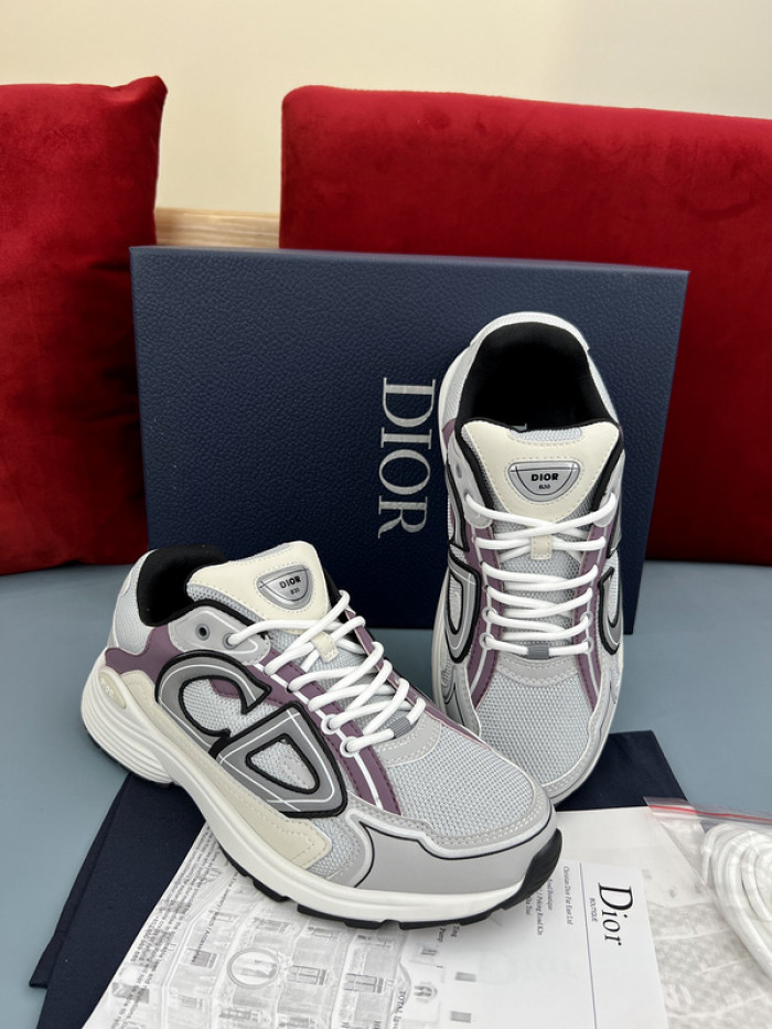 D10R B30 SNEAKER