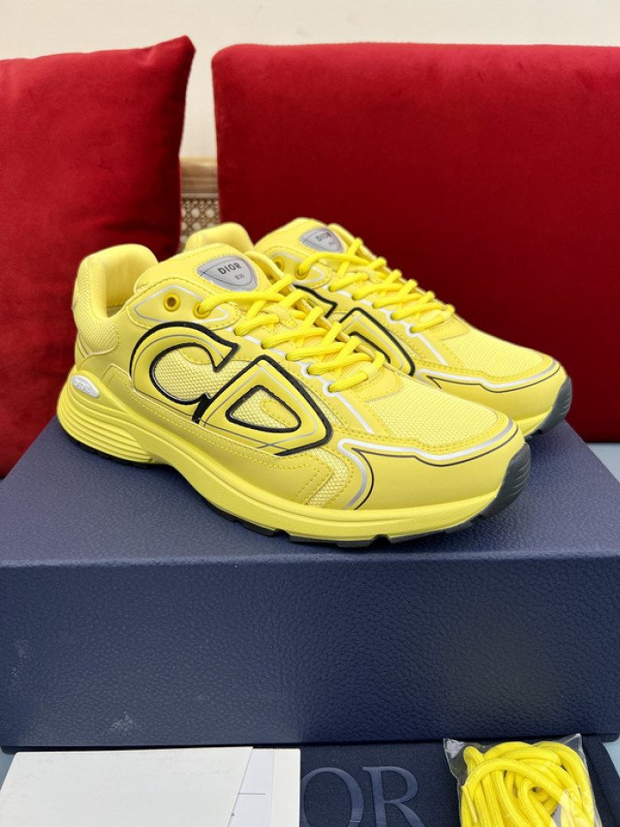 D10R B30 SNEAKER