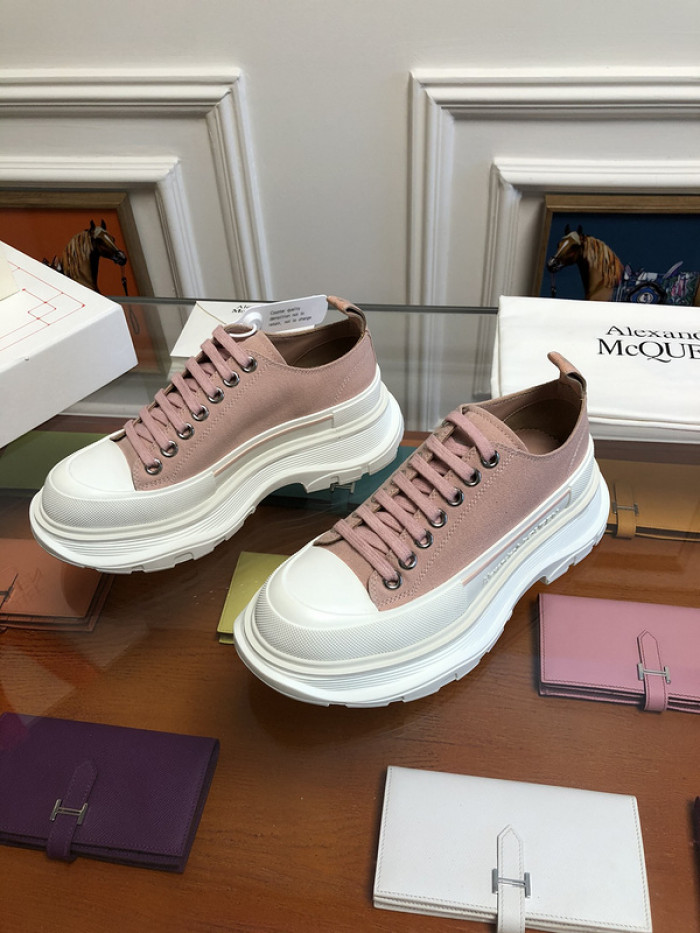 MQ Sneakers