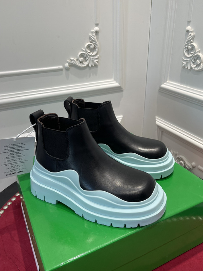 bo*te*ga Ve*ne*ta boots