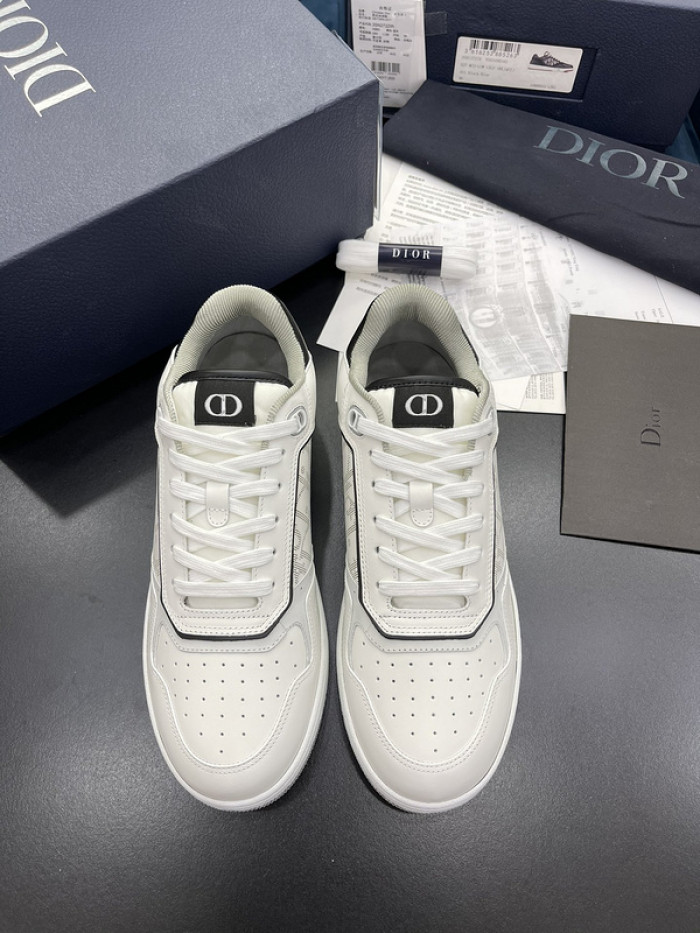 D10R B27 Sneaker