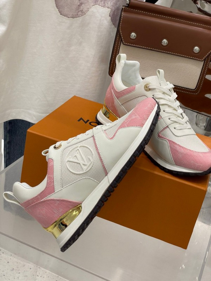 lou1su1tt Run Away Sneaker