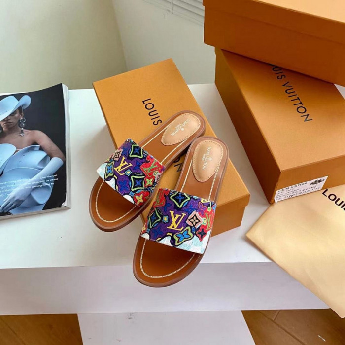 Lou1su1tt slides