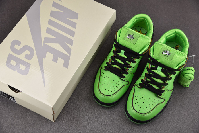 Nike The Powerpuff Girls x Dunk Low Pro SB QS 