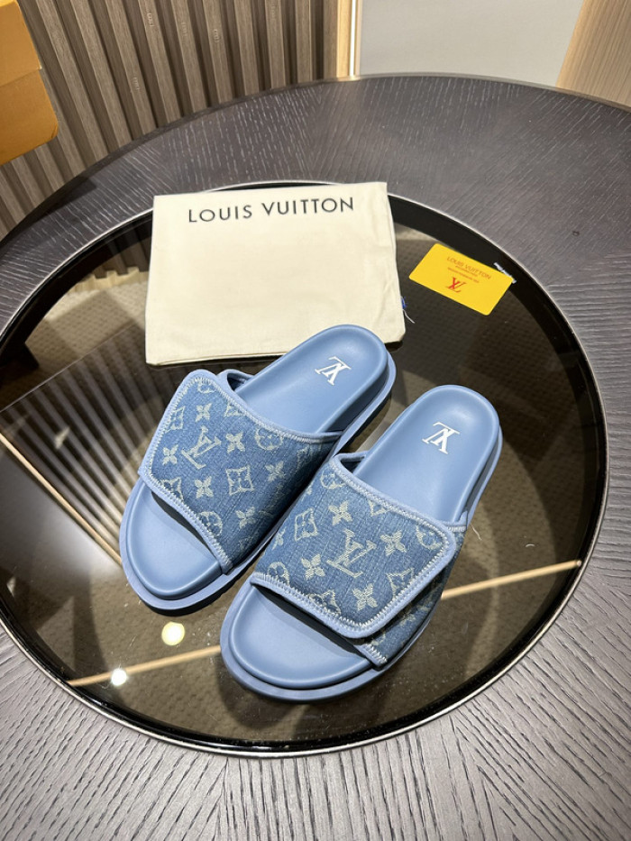 Lou1su1tt slides