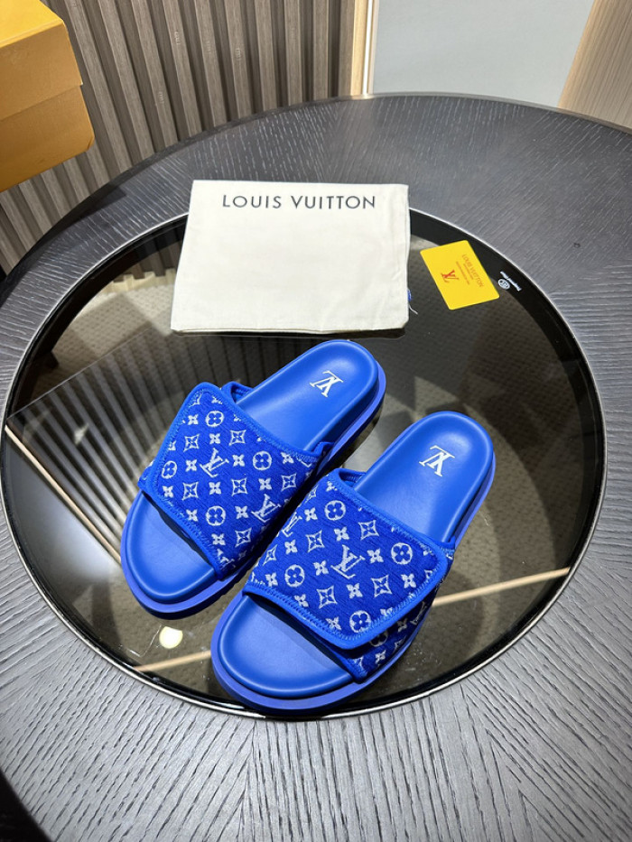 Lou1su1tt slides
