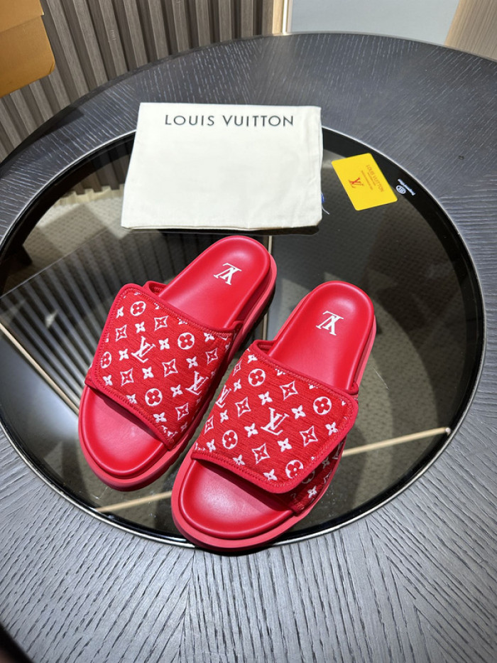 Lou1su1tt slides