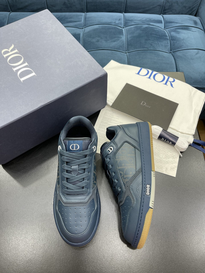 D10R B27 Sneaker