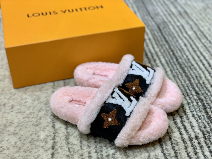 Lou1su1tt slides