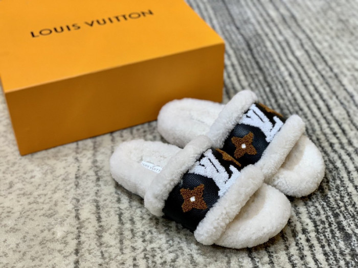 Lou1su1tt slides