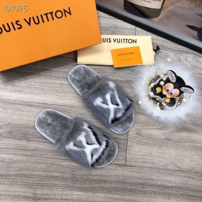 Lou1su1tt slides