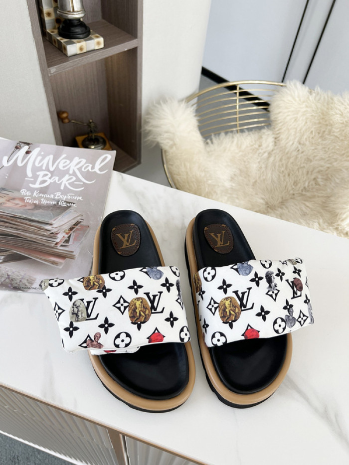 Lou1su1tt slides