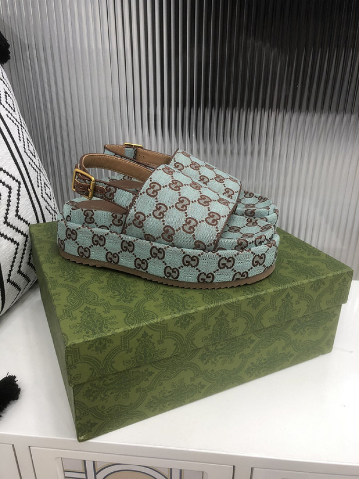 Gu66 SLIPPERS