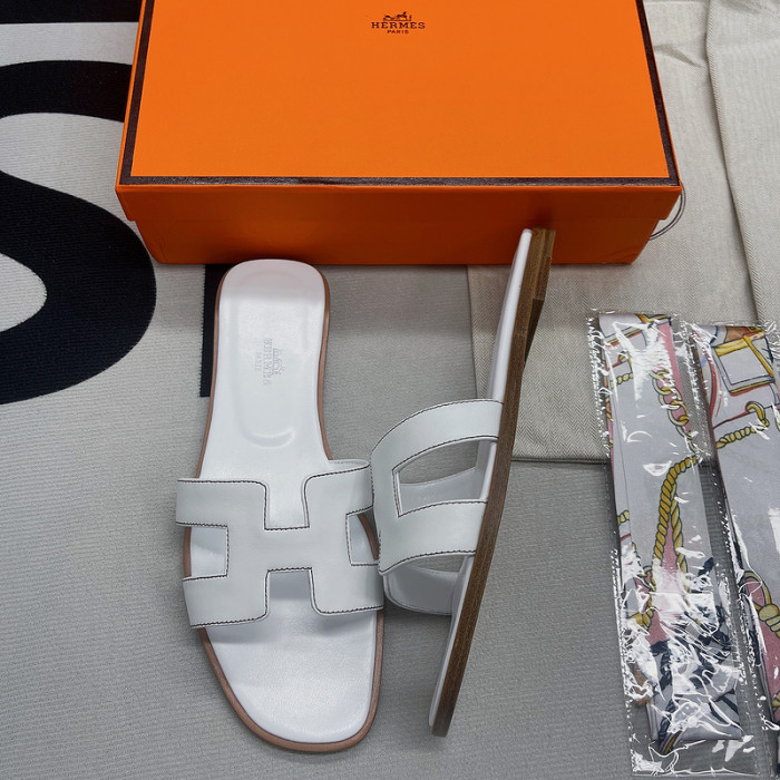 Hemr3 Slippers