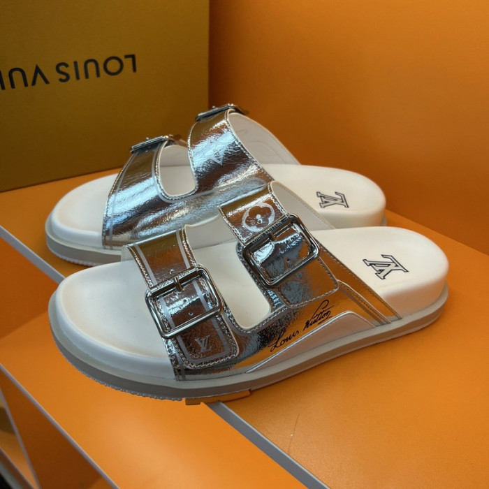 Lou1su1tt slides