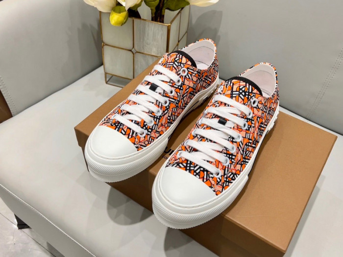 BUR SNEAKER