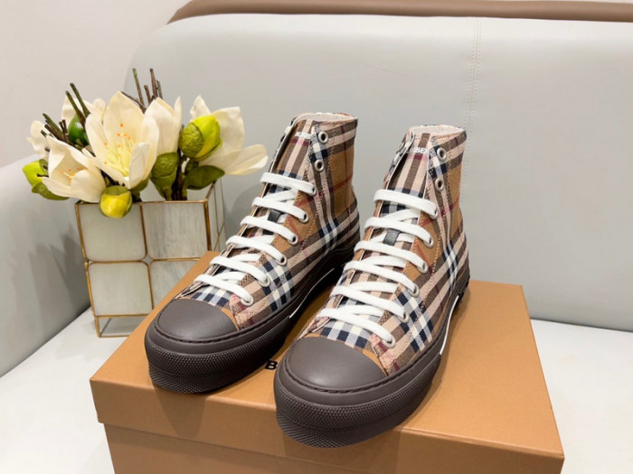 BUR SNEAKER