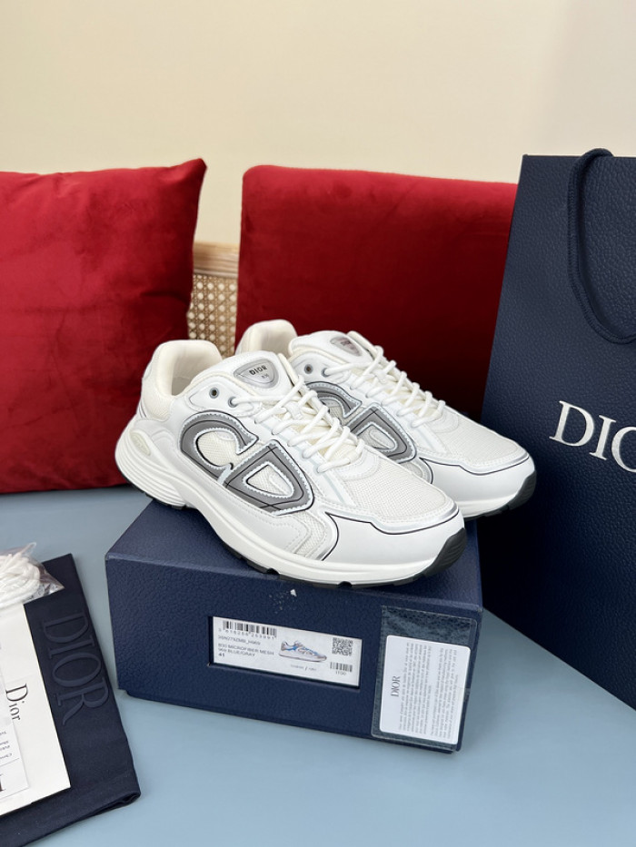 D10R B30 SNEAKER
