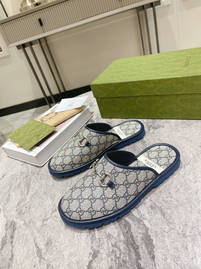 Gu66 SLIPPERS