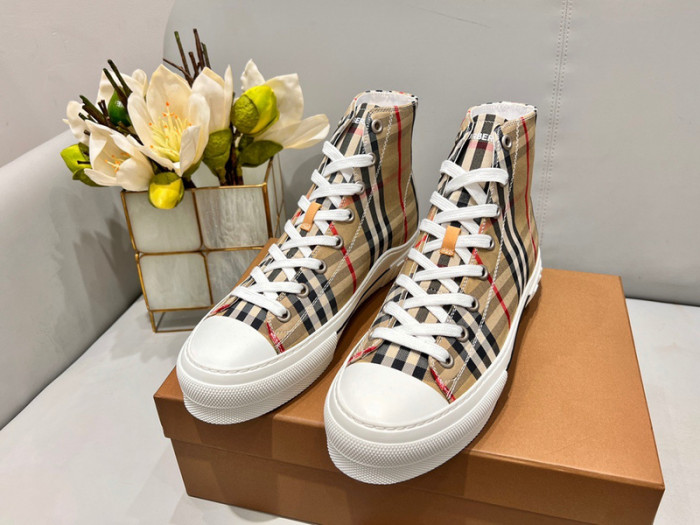 BUR SNEAKER