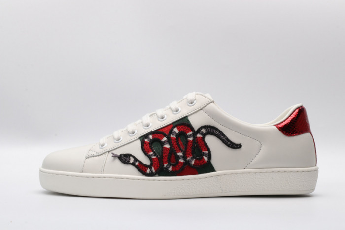 Gu66 Ace Embroidered Low-Top Sneaker