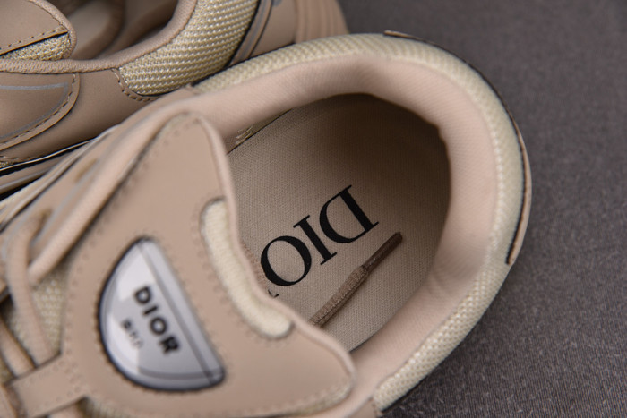 D10R B30 SNEAKER