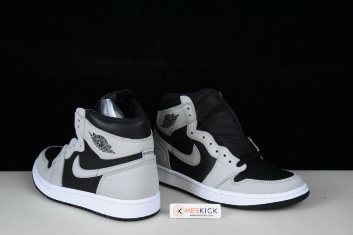 Air Jordan 1 Retro High Black White Light Smoke Grey 555088-035
