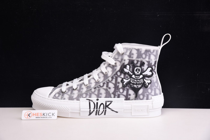 D10R B23 Oblique High Top Sneakers